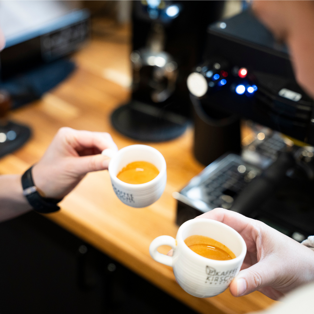 Mein Kaffee schmeckt nicht: Warum Kaffee sauer, bitter oder wässrig schmeckt