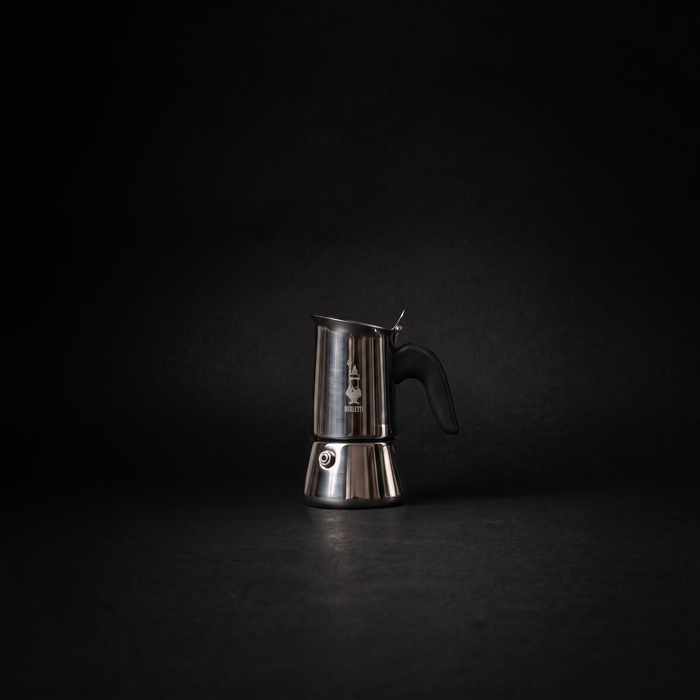Bialetti Venus Espressokocher aus Edelstahl, mit Griff und Deckel, für die Zubereitung von Espresso auf dem Herd.